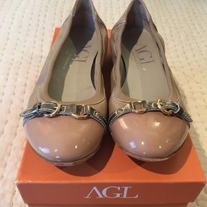 AGL Nude Flats